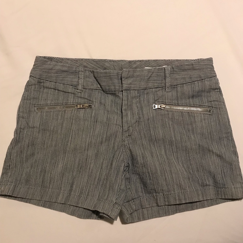 Club Monaco shorts with zipper pockets in front